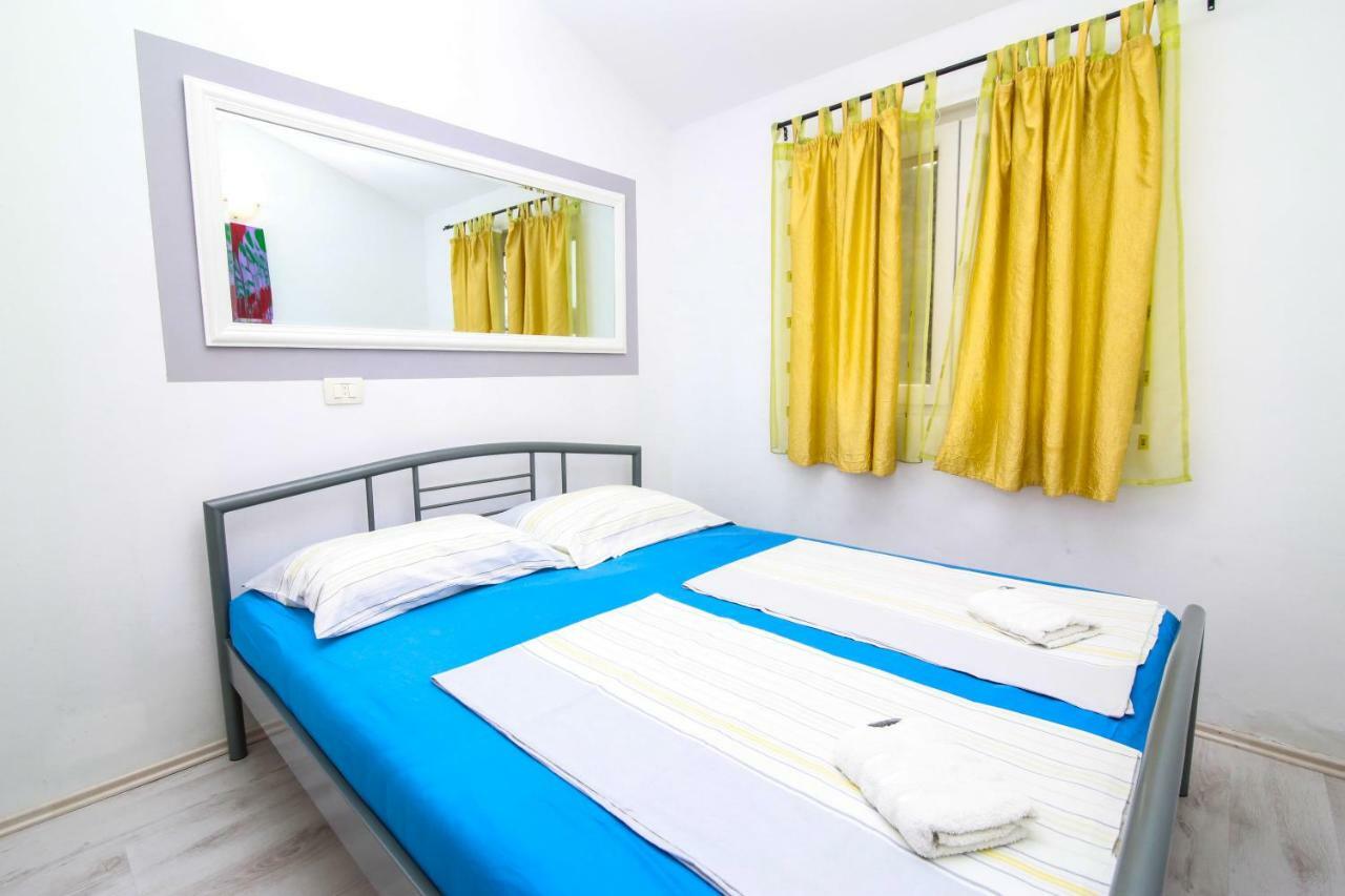 Apartments Alma Подгора Екстериор снимка